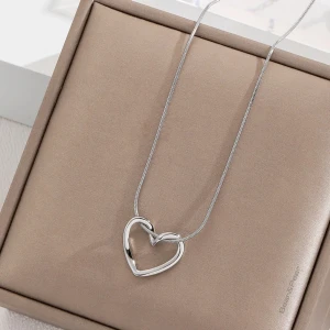 Bear & Pear Kalpli Loop Kolye Paslanmaz Çelik Kadın Kolye
