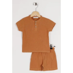 Bisiklet Yaka Kısa Kol Bısıklet Yaka Dugme Detaylı Kısa Kol Acik Kahve Renk Erkek Çocuk Sortlu Takım