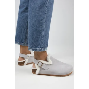 Holly Kürklü Kadın  Deri Kürklü  Deri Kemerli Tokalı Gri Süet Sandalet