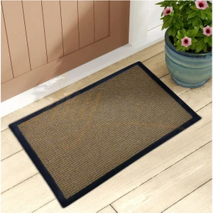 Bej Halıdan Çamur ve Toz Sıyırıcı Çerçeveli Kapı Önü Paspası