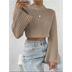 Crop Model Ispanyol Truvakar Kol Triko Kazak
