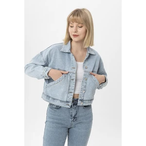 Kadın Çapraz Cep Detaylı Kısa Kot Ceket