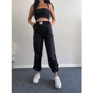 Hira Fashion Kadın Siyah Şerit Detay Paraşüt Pantolon