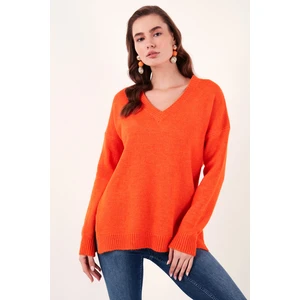 Regular Fit V Yaka Yanları Yırtmaçlı Uzun Triko Kazak Bayan KAZAK 4616140