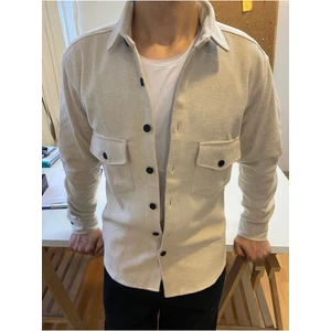 Tarz Cool Kırık Beyaz Erkek Slim Fit Düğmeli Yaka Çift Cepli Düz Oduncu Gömlek