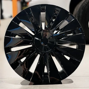 Model Y 19’’ Pıano Black Sun Sports Jant Kapakları