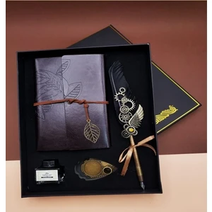 MR Shopping Mürekkepli Divit Kalem Seti Özel Tasarım ve Görünümü ile Özel Hediye.  Defter Kalem Seti Vintage Görüntüye Sahip Olup Hediye Edeceğiniz Kişiler Hediye Setini Çok Beğenecek