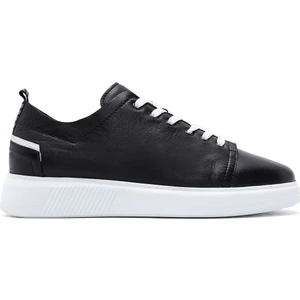 Erkek Siyah Bağcıklı Deri Sneaker