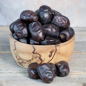 İran Yaş Hurma 5 kg (Kutu)