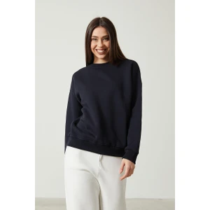 Kadın Bisiklet Yaka Uzun Kollu Basic 3 Iplik Şardonlu Sweatshirt