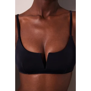 Basic V Siyah Bikini Üstü