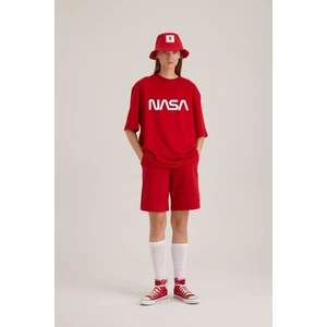 Black Sokak Kadın Kırmızı Nasa Baskılı Tshirt