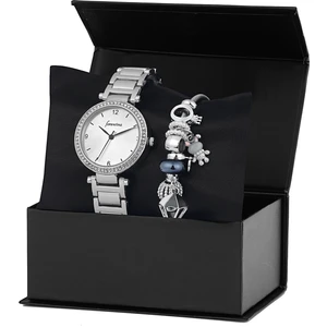 Kombin Set ve Kadın Kol Saati