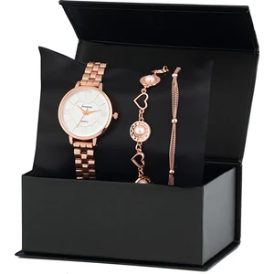 Kombin Set ve Kadın Kol Saati