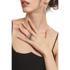 Kadın Antik Gümüş Kaplama Sallantılı Model Gül Formlu Küpe &yüzük Set