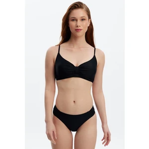 MM8503 Toparlayıcı Luplu Bikini Üst