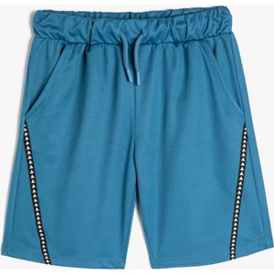 Şort Beli Bağlamalı Cepli Bant Detaylı