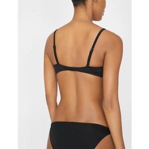Siyah Kare Tokalı Bikini Üstü Db20050bu