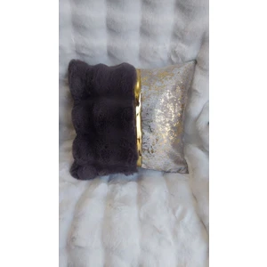 Baladi Home Yastık Kılıfı Peluş ve Kadife Kumaş Altın Deri Aksesuarlı Kadife Görünümlü Kare Kırlent Kılıfı