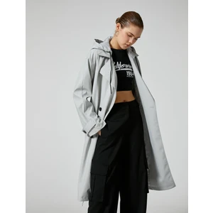 Trençkot Kapşonlu Ters Yaka Kruvaze Düğmeli Cepli Kemer Detaylı