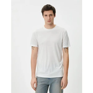 4SAM10276HK 000 Beyaz Erkek Jersey Kısa Kollu Basıc T-Shirt