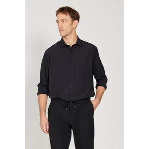 AC&Co / Altınyıldız Classics Erkek Siyah Kolay Ütülenebilir Comfort Fit Geniş Kesim Klasik Yaka Gömlek