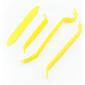 4 Lü Plastik Trim Sökme