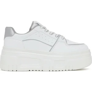 Kadın Beyaz Kalın Tabanlı Sneaker