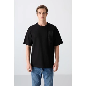 Siyah Pamuklu Kalın Yüzeyi Dokulu Oversize Fit Baskılı Erkek T-Shirt - 88338