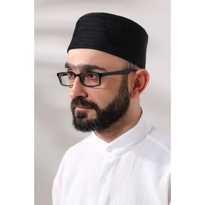 Siyah Kapitone Desenli Kadife Kalıp Namaz Takkesi