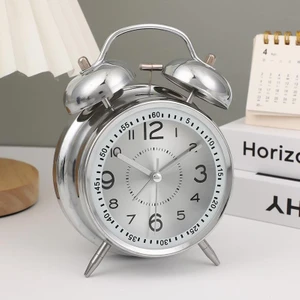 Akar Saniyeli Büyük Boy Nostaljik Analog Çalar Saat - Fosforlu Işıklı Alarmlı Yüksek Ses Hediyelik Saat Beyaz