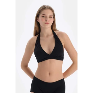 Siyah Üçgen Geniş Bikini Üst