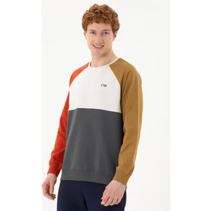 U.S. Polo Assn. Erkek Açık Haki Sweatshirt 50270756-VR183