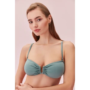 Metal Aksesuarlı Straplez Bikini Üst