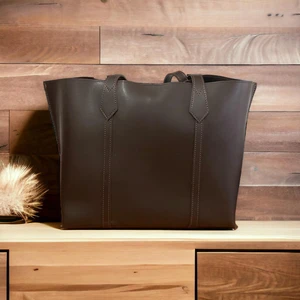 Çıtçıtlı ve Fermaurlu Suni Deri Büyük Boy Kadın El ve Omuz Çantası