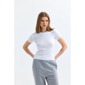 Beyaz Bisiklet Yaka Kısa Kollu Kaşkorse Bluz