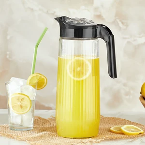 Selka Home Çizgili Cam Sürahi 1500 ml