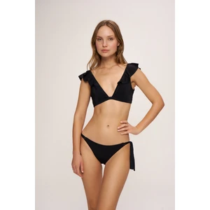 Pierre Cardin HR23BU005 Derek Volanlı Üçgen Bikini Üst