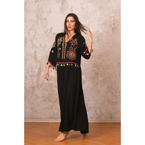 Keyifli Moda Kadın Siyah V Yaka Önü ve Kolları Otantik Nakışlı Püsküllü Uzun Elbise