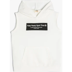 Kapşonlu Sweatshirt Kolsuz Slogan Baskılı Kanguru Cepli