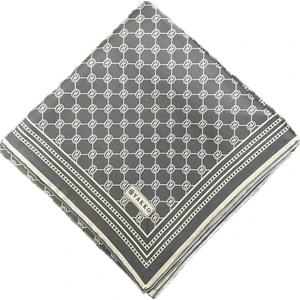Monogram Tivil Ipek Eşarp 30008898-GRI Ekru