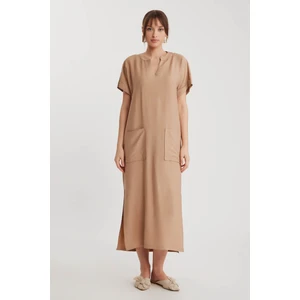 Yanları Yırtmaçlı Çift Cep Elbise