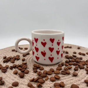 Nakkaş Çini Seramik Kupa Mug Kırmızı Kalpli 39