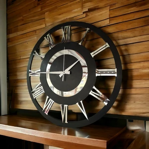 AA Shop Siyah Renk Pleksi Aynalı Sayılı Hediyelik Ahşap Dekoratif Farklı Desenli Ev Hediyelik Duvar Saati 50CM