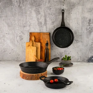 Arya 3′ Lü Granit Tava ve Sahan Seti Siyah