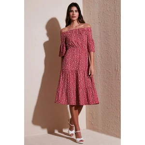 Çiçekli Carmen Yaka Truvakar Kol Midi Elbise Bayan Elbise 5863718