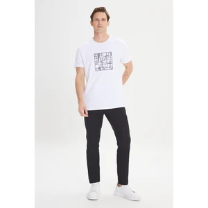 ALTINYILDIZ CLASSICS Erkek Beyaz Slim Fit Dar Kesim Pamuklu Esnek Baskılı Bisiklet Yaka Tişört