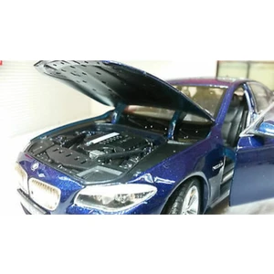 Bmw F10 535 1/24 Ölçek Model Araba