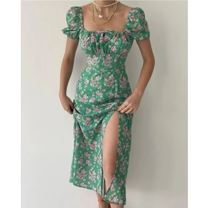 Melek Kostak Butik Kadın Yeşil Pembe Çiçekli Yırtmaçlı Büzgülü Midi Elbise