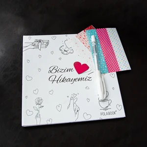 Beyaz Kalemli Aşk Figürlü Beyaz Anı Defteri - Çıkartma Hediyeli